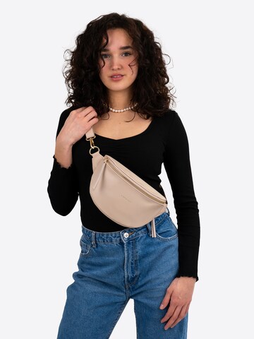 Expatrié Fanny Pack 'Alice Small' in Beige: front
