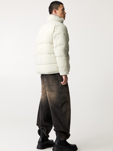 Giacca invernale di Pull&Bear in beige