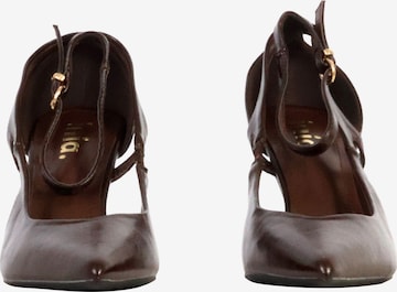 Super Mode Pumps in Braun