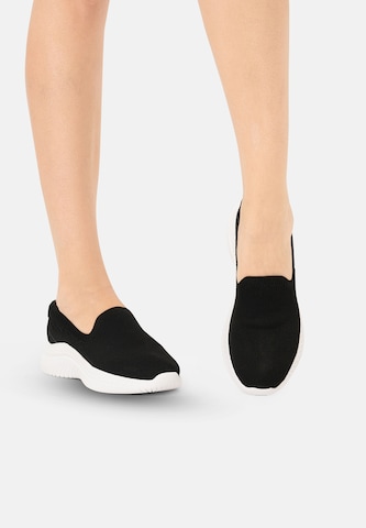 Scarpa slip-on di Elara in nero