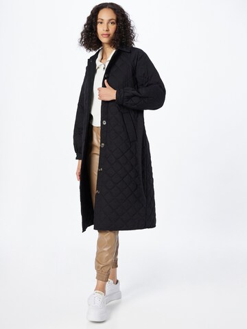 modström Between-Seasons Coat 'Olise' in Black