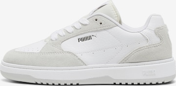 Baskets basses 'Doublecourt Soft VTG' PUMA en blanc : devant