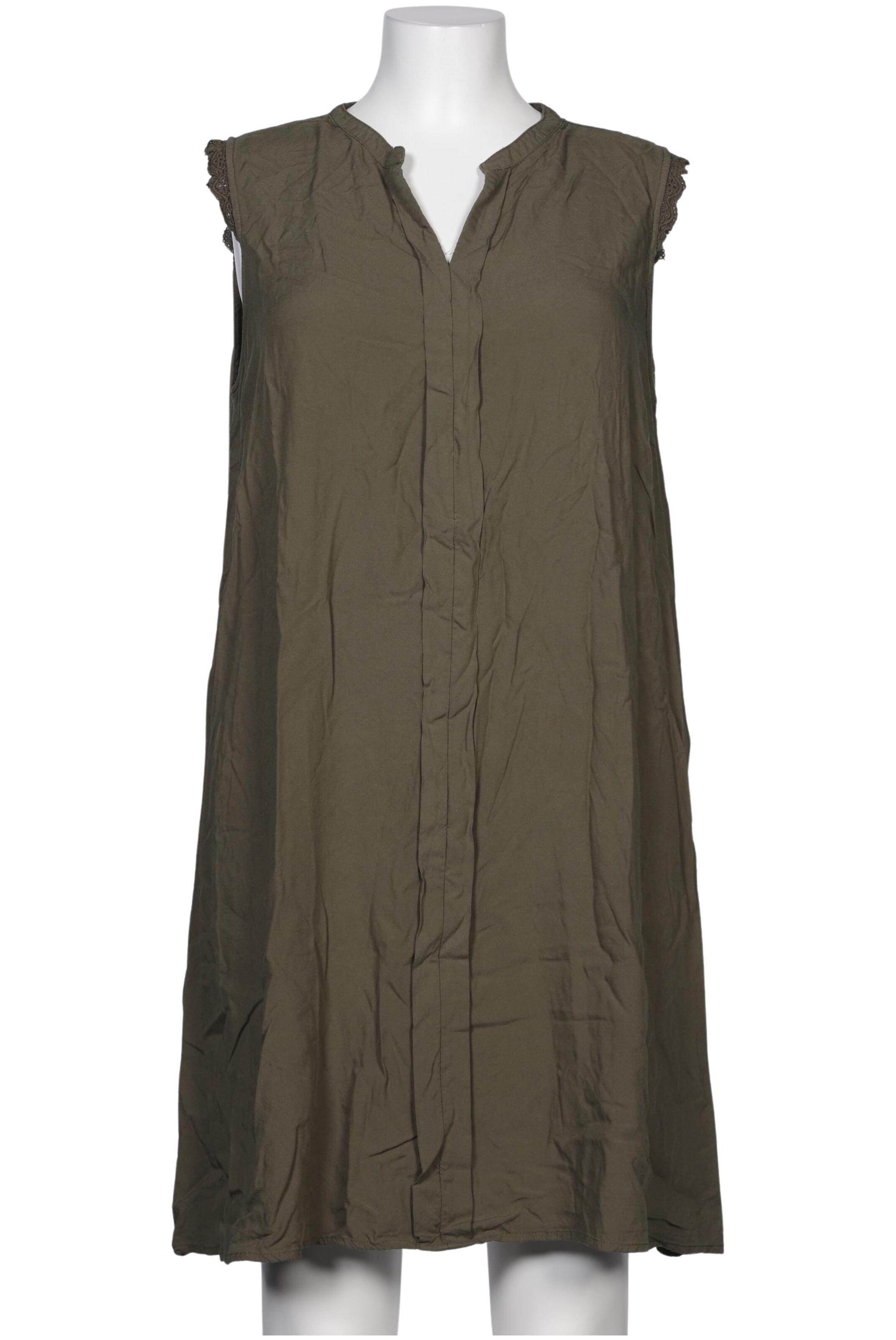 ONLY Carmakoma Dress in XXXL in Green: front