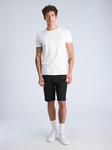 Lindbergh Regular Chino in Zwart