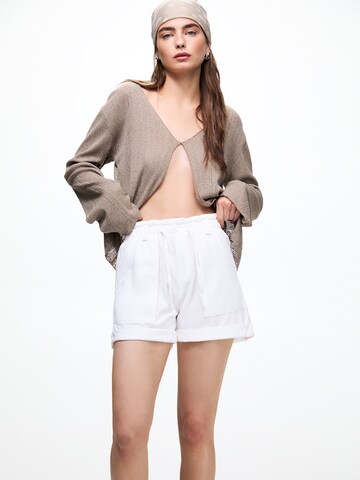 Pull&Bear Regular Byxa i beige