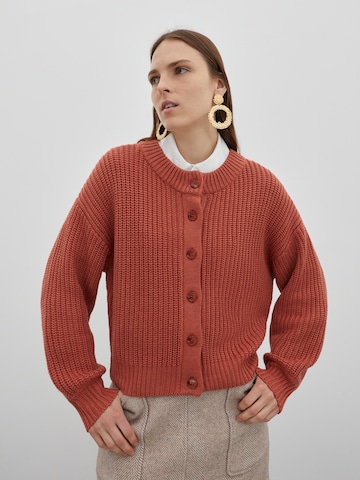 EDITED Knit Cardigan 'Sharon' in Red