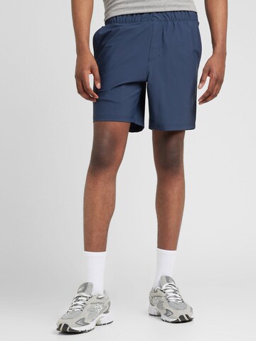 regular Pantaloni sportivi '7" Pull On' di SKECHERS in blu: frontale