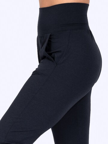 Magadi Regular Workout Pants 'Paula' in Black