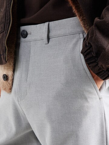 SELECTED - Slimfit Pantalón 'SLHROBERT' en gris