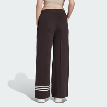 ADIDAS ORIGINALS Wide leg Broek 'Adicolor Neuclassics' in Bruin