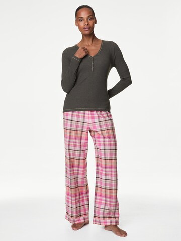 Pigiama di Marks & Spencer in colori misti