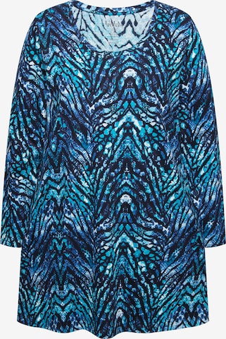 T-shirt Ulla Popken en bleu : devant