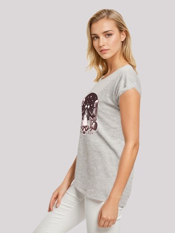 F4NT4STIC T-Shirt 'Skelette Lagerfeuer Marshmallow' in Grau