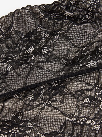 Lipsy Tričkové body – černá