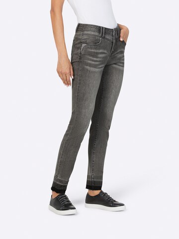 heine Regular Jeans in Grey: front