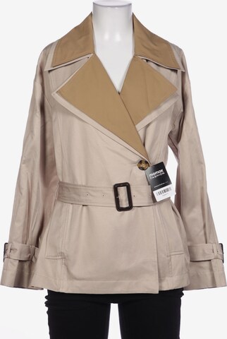 Madeleine Jacket & Coat in XS in Beige: front