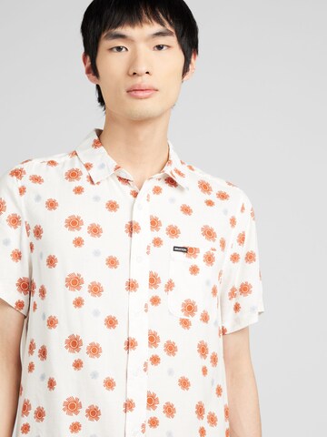 Brixton - Ajuste regular Camisa 'CHARTER' en blanco