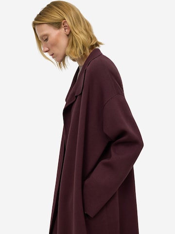 Manteau mi-saison Adolfo Dominguez en rouge