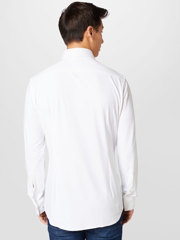 Coupe slim Chemise 'Kenno' HUGO en blanc