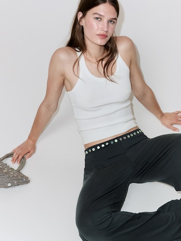 MANGO Regular Hose 'NANA' in Grau