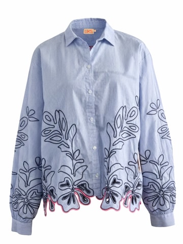 Camicia da donna 'Bluse mit Stickerei' di LIKS. Munich in blu: frontale