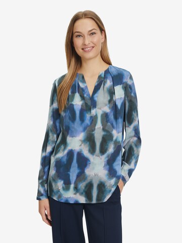 Cartoon Blouse in Blue: front