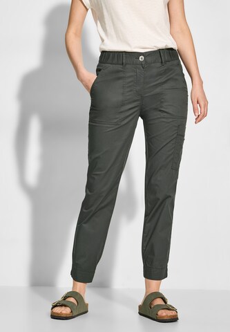 CECIL Slim fit Cargo Pants in Green: front