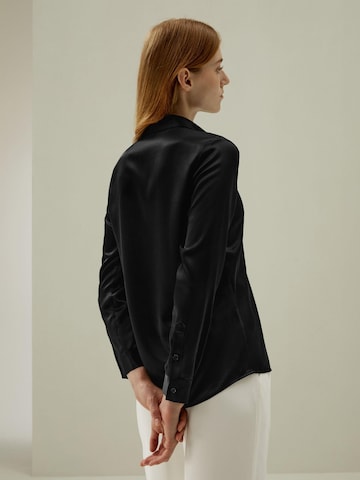 Lilysilk - Blusa en negro