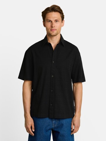 TOM TAILOR DENIM Comfort fit Button Up Shirt in Black: front