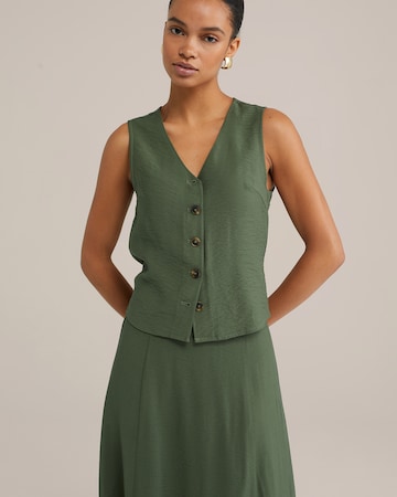 WE Fashion Blouse in Green: front