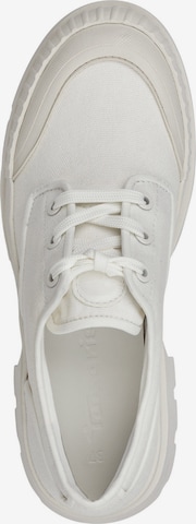 TAMARIS Обувки с връзки в бяло