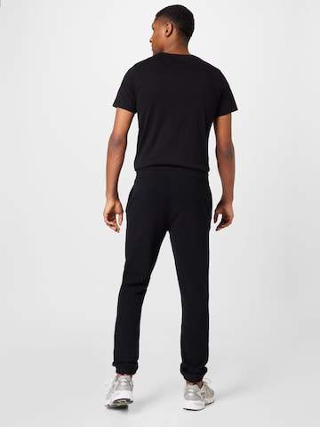 Effilé Pantalon 'ARDO' ARMEDANGELS en noir