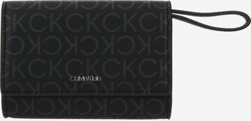 Calvin Klein - Cartera en negro: frente