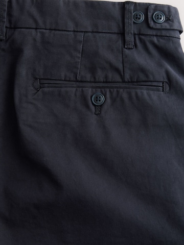 Next Tapered Bandplooibroek in Blauw