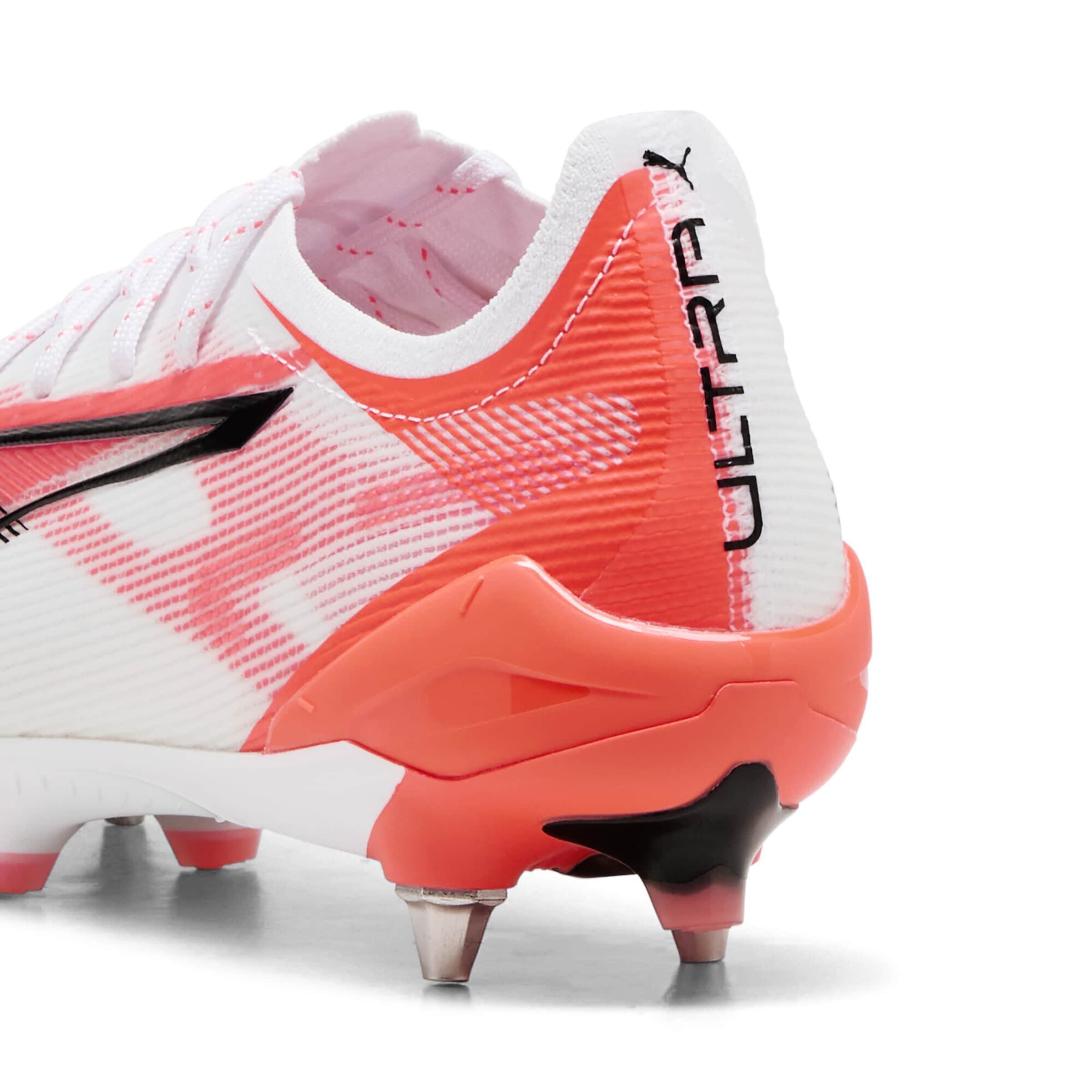 Chaussure de foot 'Ultra 5 Ultimate' PUMA en blanc