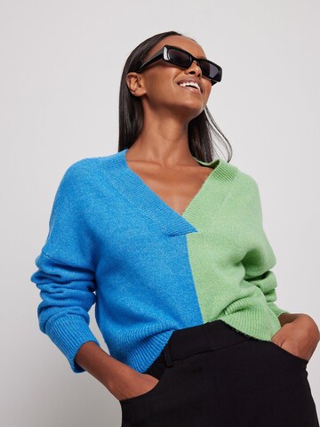NA-KD Pullover in Blau: Vorderseite