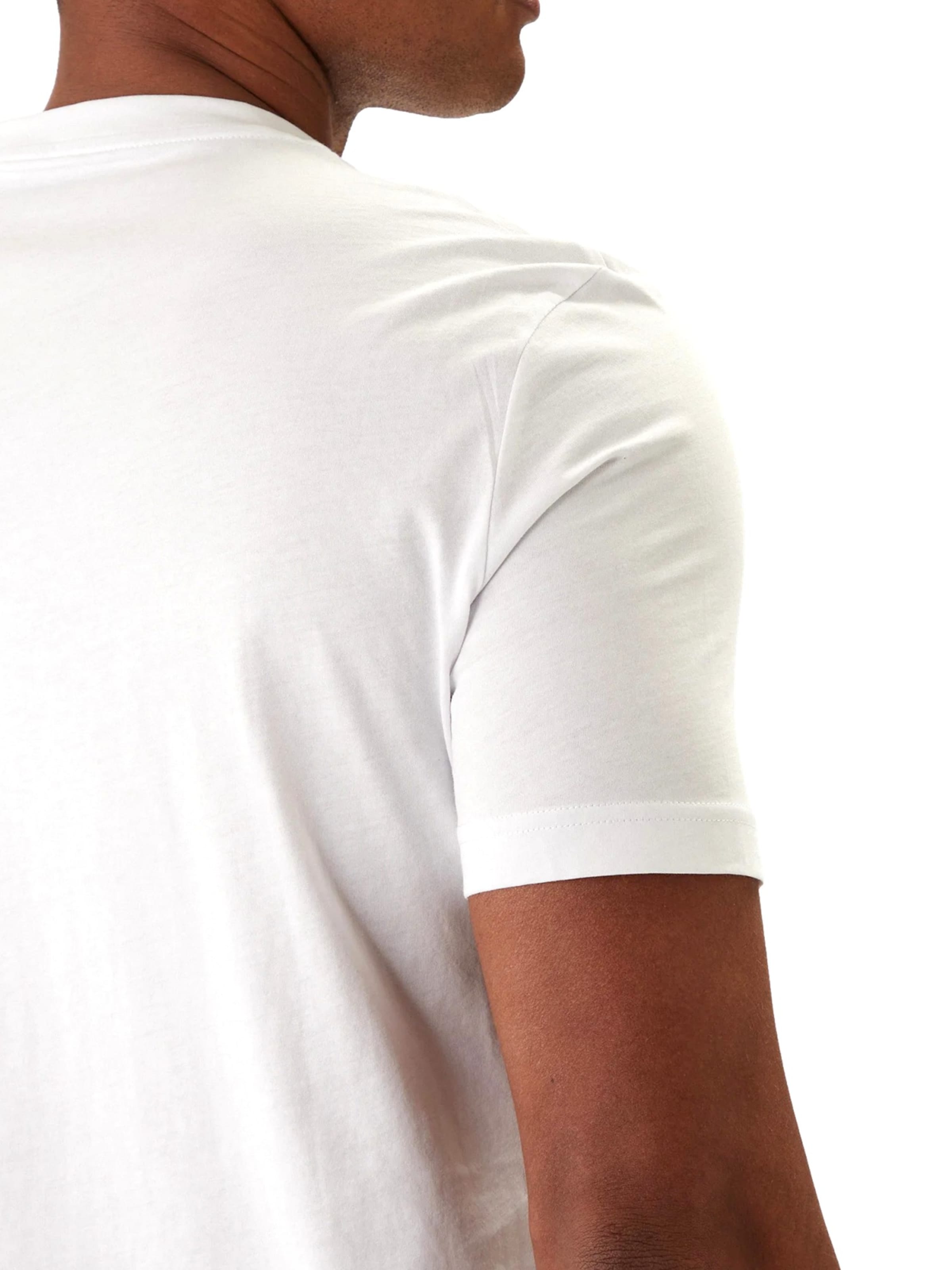 EA7 Emporio Armani Bluser & t-shirts i hvid