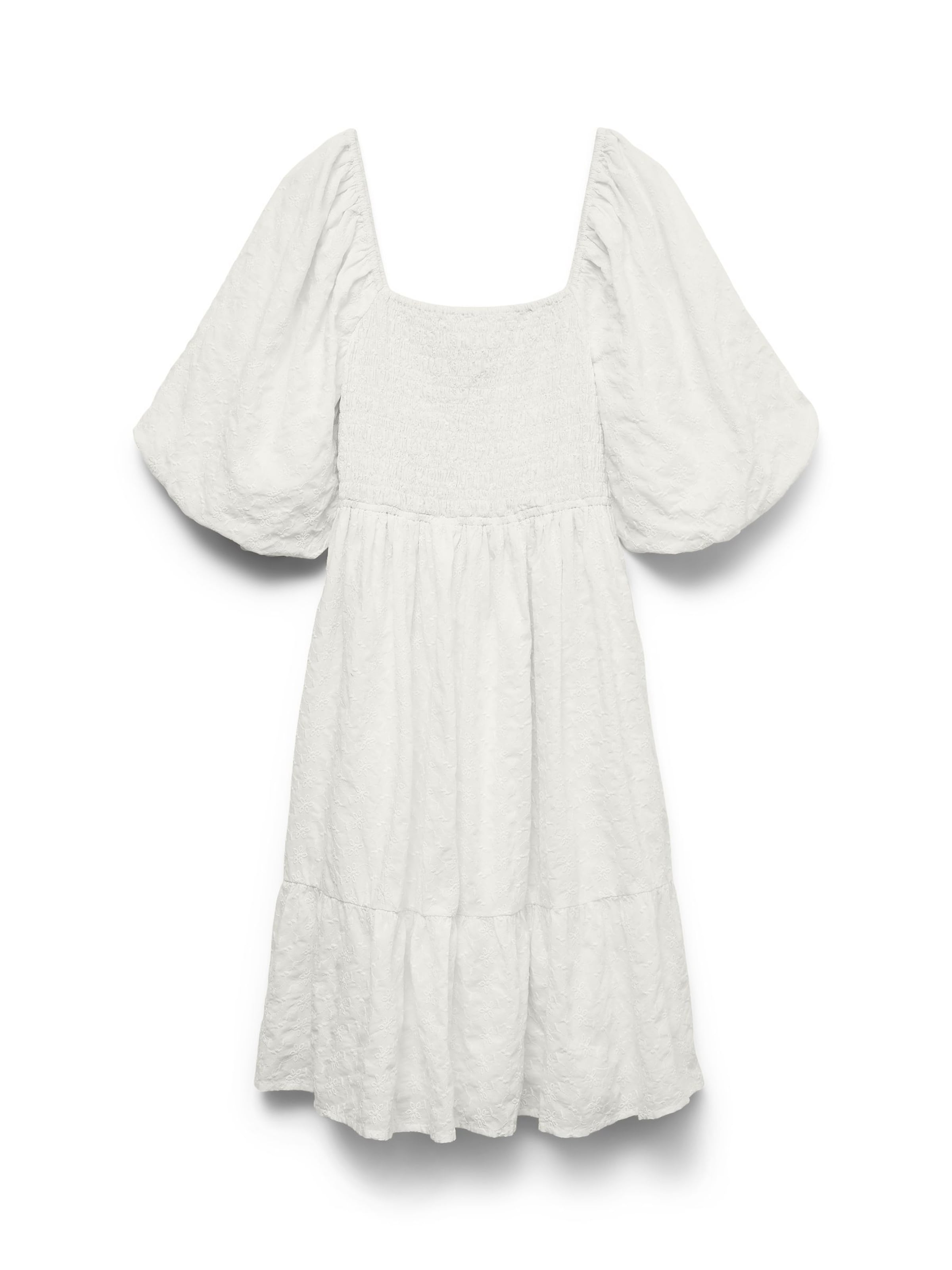 Robe 'AWJULIE' VERO MODA en blanc : devant