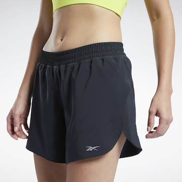 Regular Pantalon de sport Reebok en noir