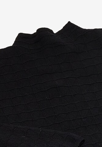 caissa Sweater in Black