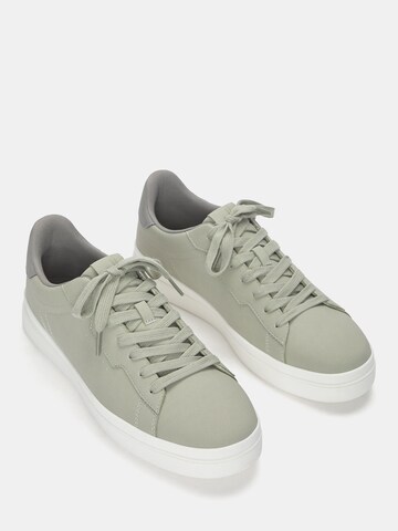 Pull&Bear Sneaker 'CLASSIC' in Grün