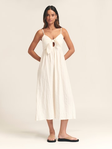 St MRLO Kleid 'MRLO' in Beige: Vorderseite