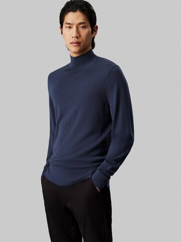 Pull-over Calvin Klein en bleu : devant