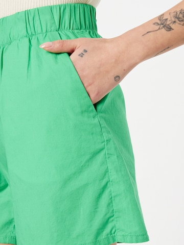 Noisy may Regular Pants 'Violet' in Green