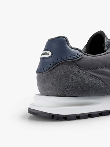 Scalpers Platform trainers ' ' in Grey