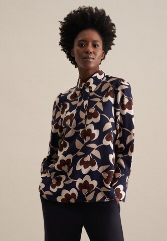 SEIDENSTICKER Blouse ' Schwarze Rose ' in Blauw: voorkant