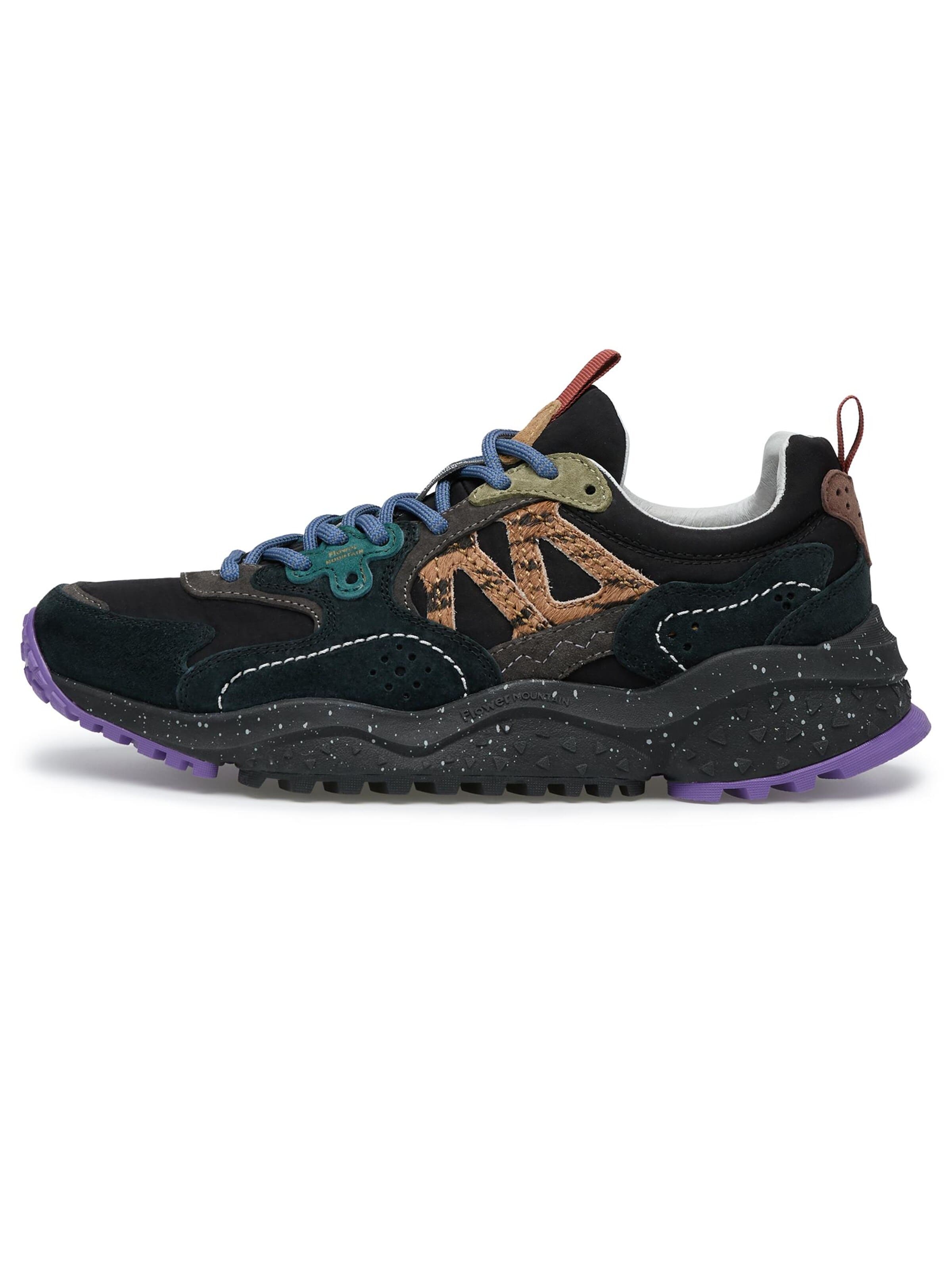 Flower Mountain Sneakers laag 'SOLIN UNI' in Zwart: voorkant