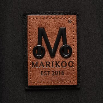 Veste mi-saison 'Brombeere' MARIKOO en noir