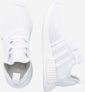 Baskets basses 'NMD_R1' ADIDAS ORIGINALS en blanc