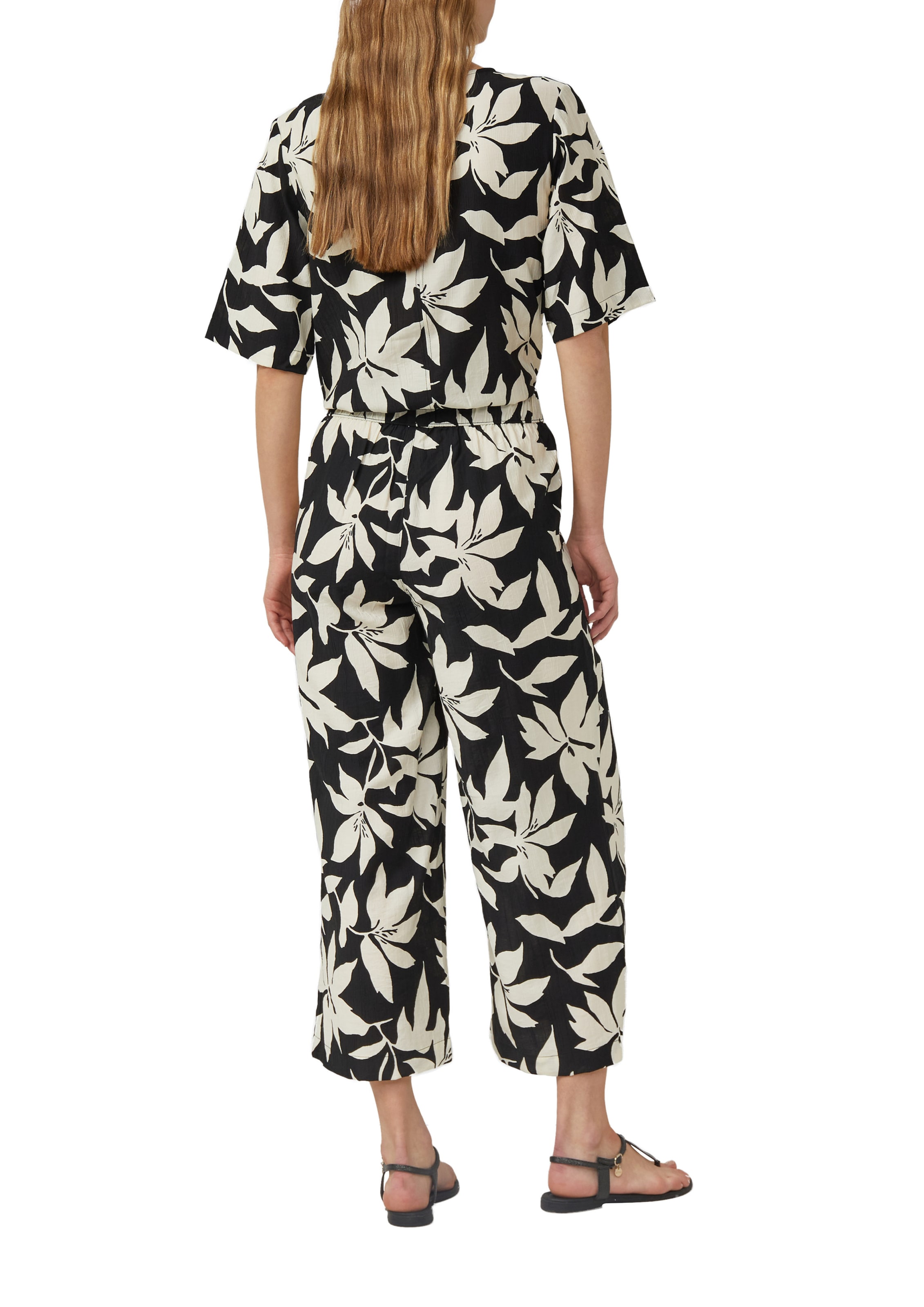 s.Oliver Wide leg Pants in Black